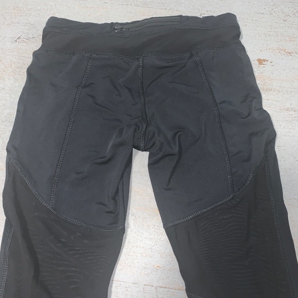 New Electric Yoga Cool Mesh Capri - Picture 4 of 4